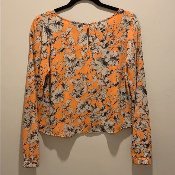 ASTR Blouse - Picture 2 of 5
